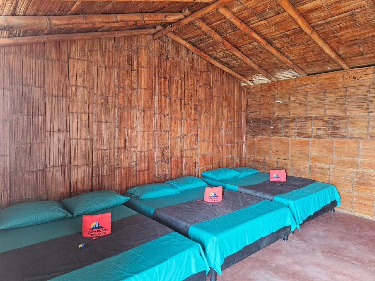 Estadero Los Hoyos Villavieja Zewnętrze zdjęcie