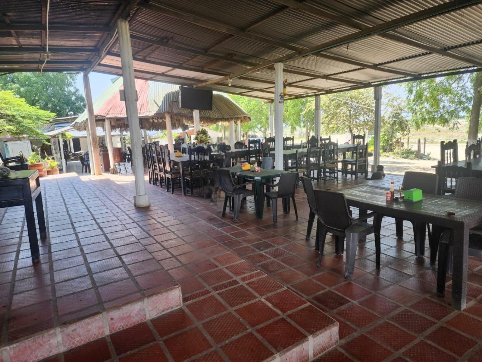 Estadero Los Hoyos Villavieja Zewnętrze zdjęcie
